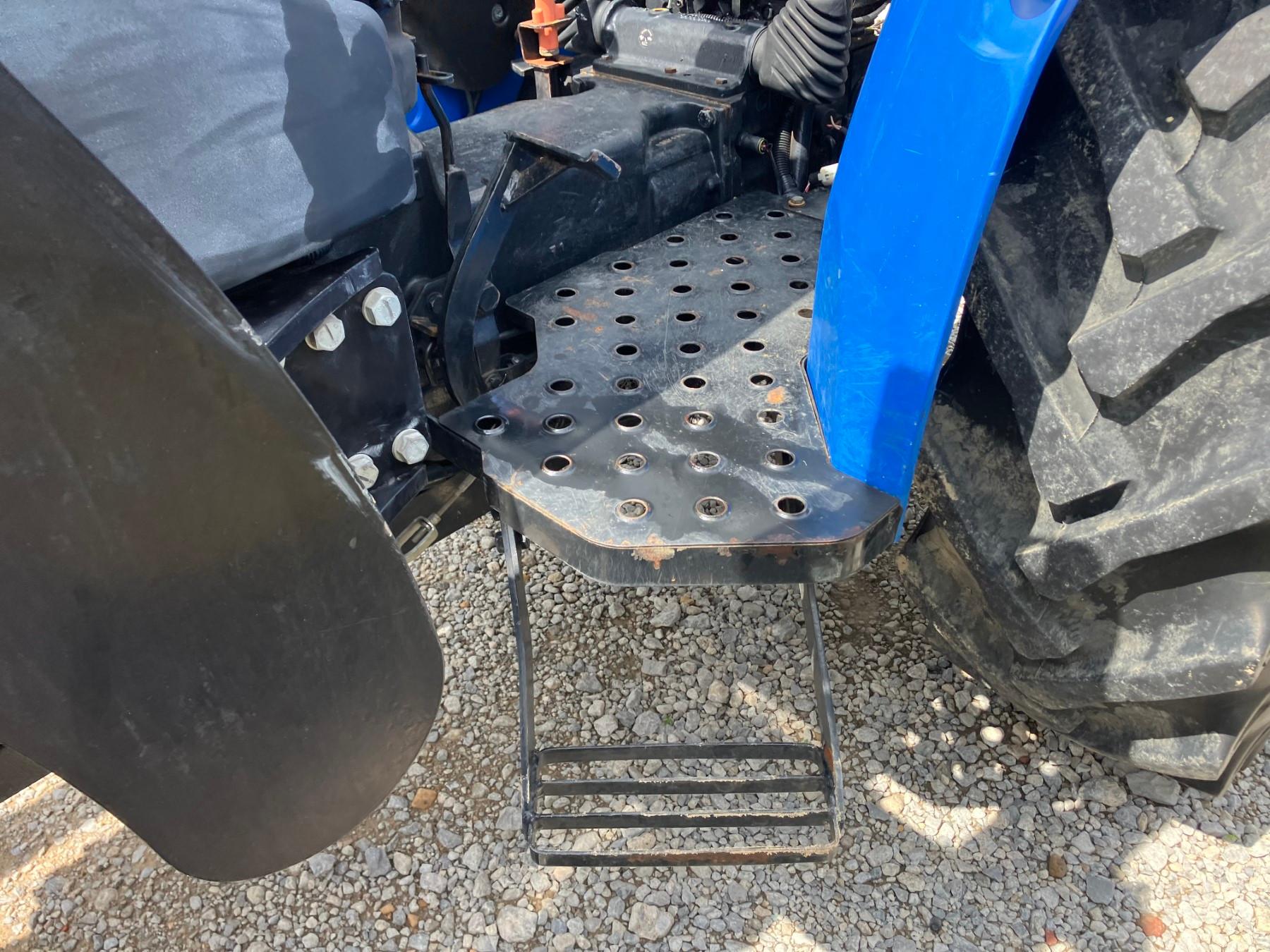 NEW HOLLAND WORKMASTER 70