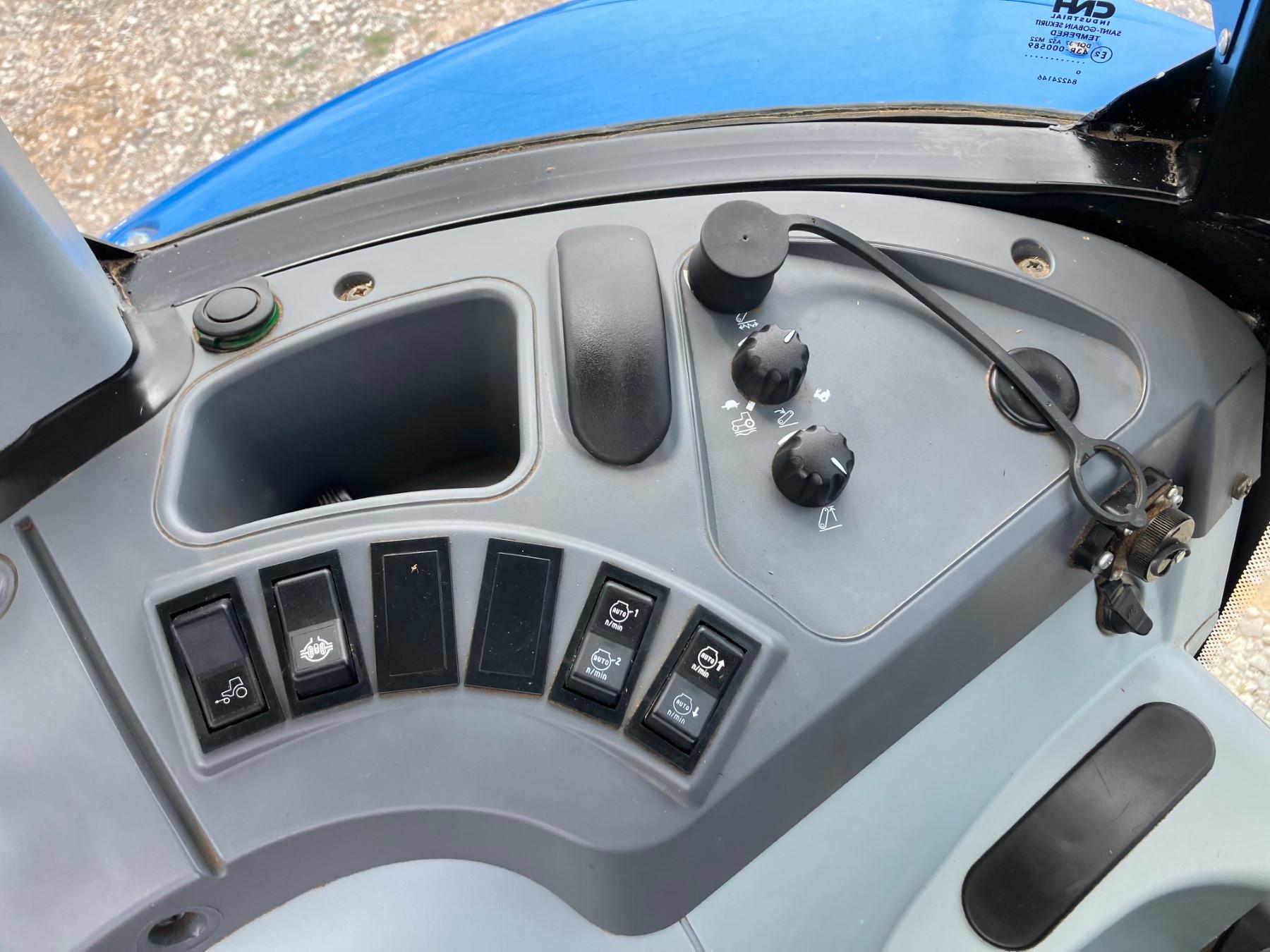 NEW HOLLAND T5.110