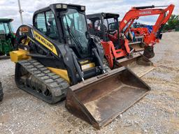 NEW HOLLAND C323-T4 SKID STEER