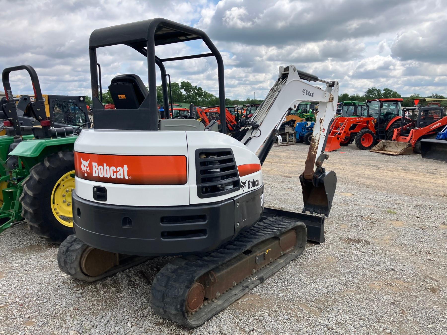 BOBCAT E42 MINI EXCAVATOR
