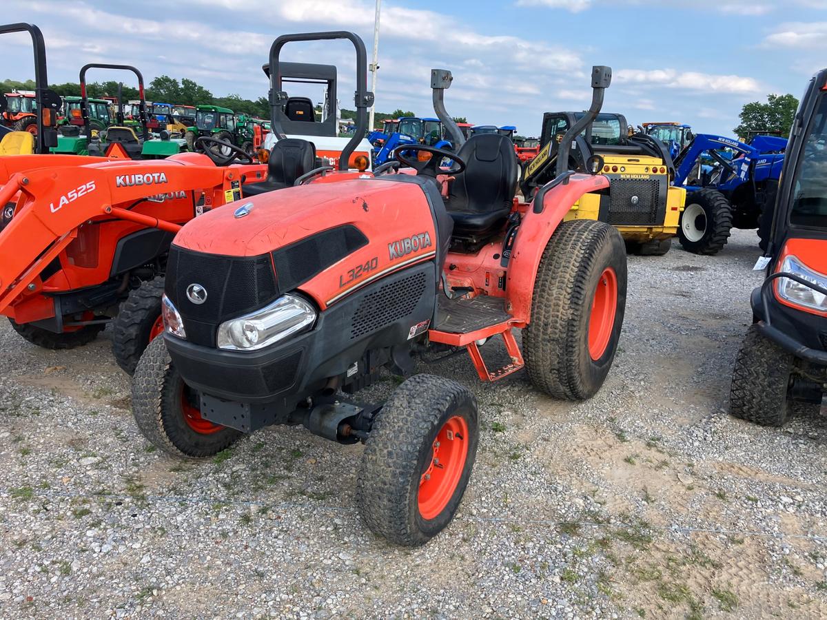 KUBOTA L3240