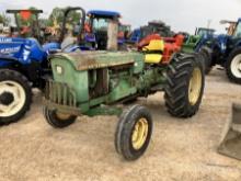JOHN DEERE 2020 TRACTOR