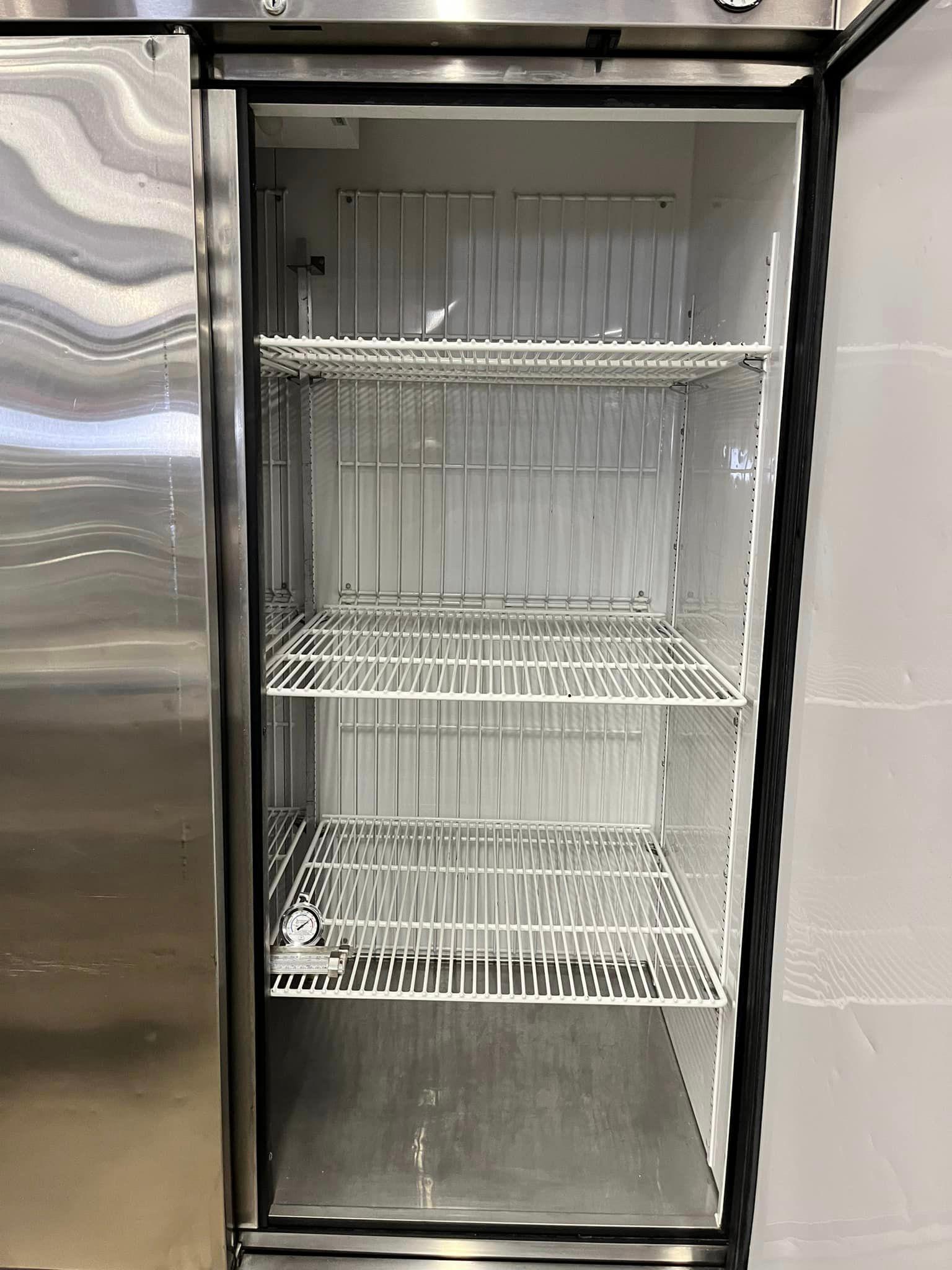 True 3 Door Freezer 220v 3ph.