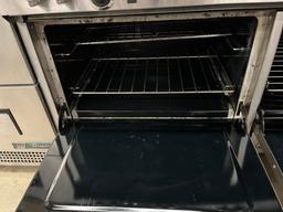 Migali 10 Burner Gas Range w/2 Ovens Below