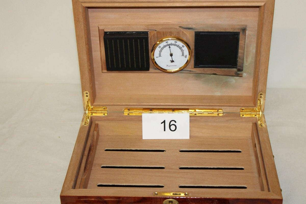 IDC "Supreme" Humidor W/Extra Cigars & Cutters
