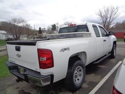 2010 CHEVROLET Silverado 1500LS, 4x4 Pickup Truck, VIN# 1GCSKPEA5AZ112044,