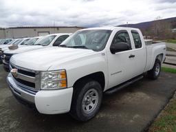 2010 CHEVROLET Silverado 1500LS, 4x4 Pickup Truck, VIN# 1GCSKPEA5AZ112044,