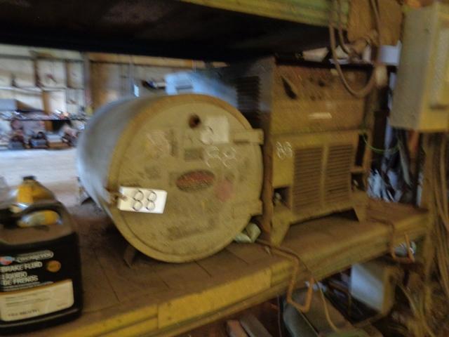 (5 Sections) Pallet Racking, with parts (wire rope slings, trolleys, wire r