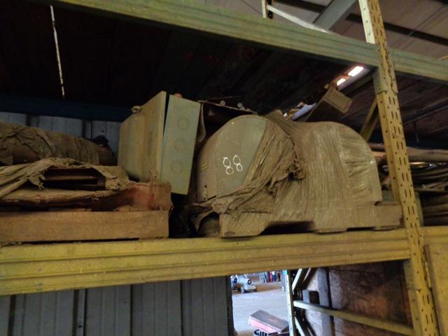 (5 Sections) Pallet Racking, with parts (wire rope slings, trolleys, wire r