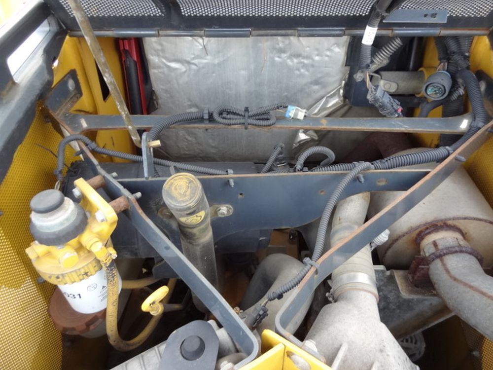 2010 JOHN DEERE Model 320D Skid Loader, s/n TO320DA184052, powered by diese