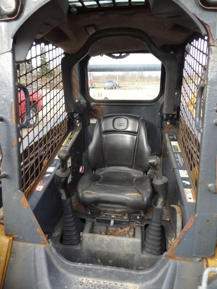 2010 JOHN DEERE Model 320D Skid Loader, s/n TO320DA184052, powered by diese