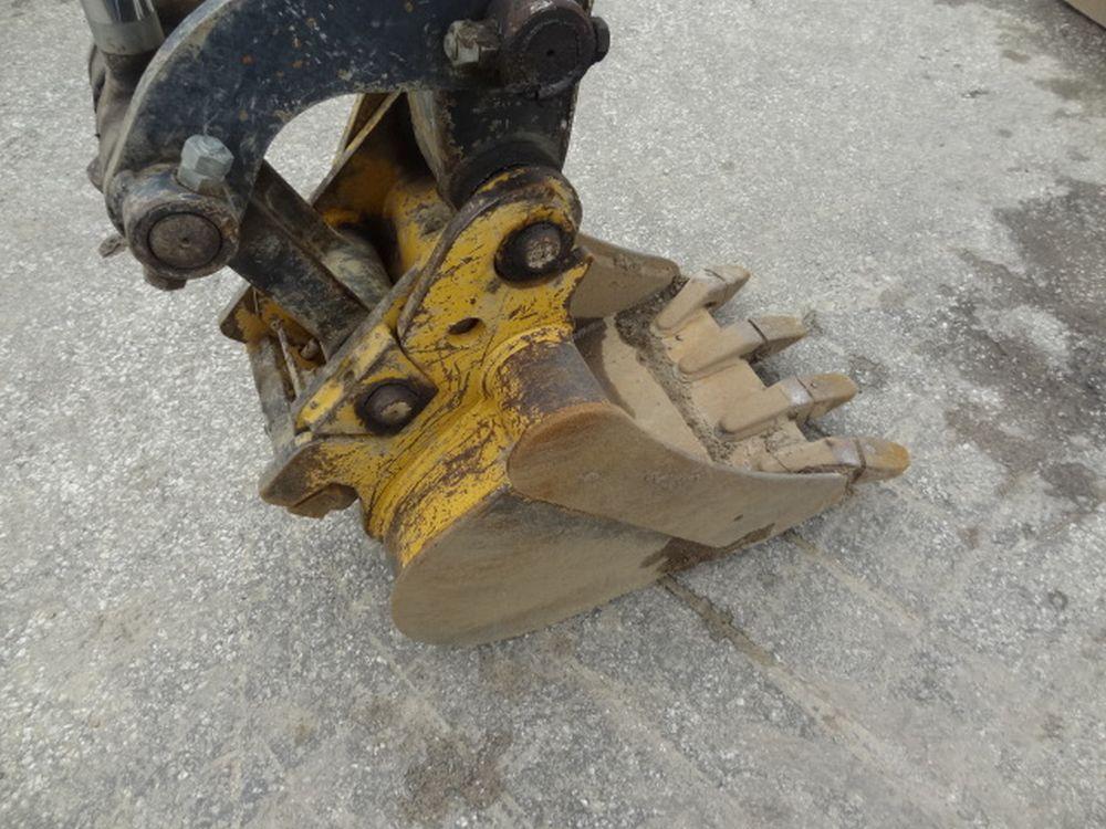 2014 JOHN DEERE Model 35G Mini Hydraulic Excavator, s/n 272170, powered by