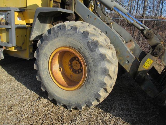 (GP-222) 2002 KOMATSU Model WA250PT3MC Rubber Tired Loader, s/n A78224, pow