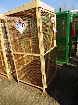 (4) Bottle Cages