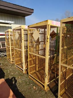 (4) Bottle Cages