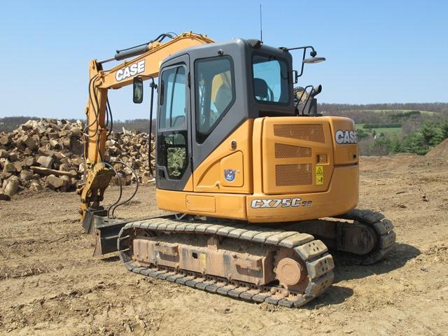 (Unit #TH238)  2015 CASE Model CX75C-SR Midi Excavator, s/n DAC075K6NFS6A12