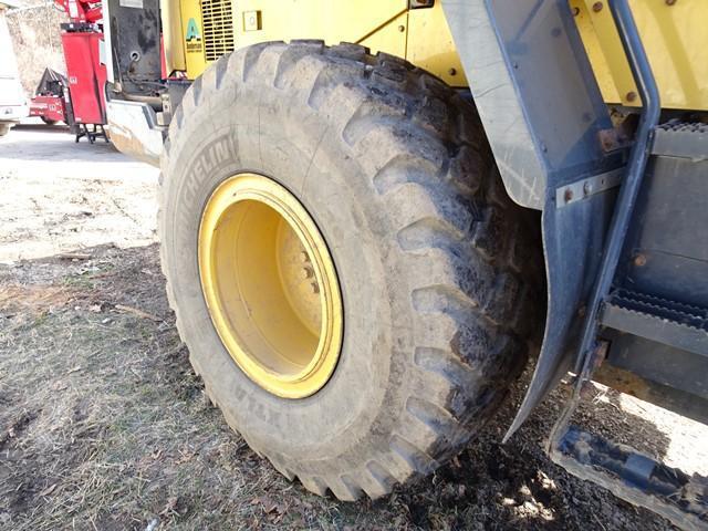 2014 KOMATSU Model WA270-7 Rubber Tired Loader, s/n 80407, powered by Komatsu diesel engine and