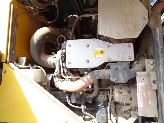 2014 KOMATSU Model WA270-7 Rubber Tired Loader, s/n 80407, powered by Komatsu diesel engine and