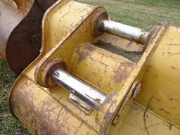 CAT 42" Digging Bucket (320D/320E/321C/325F/PC228) (AE241) (Derry Lane - Blairsville)