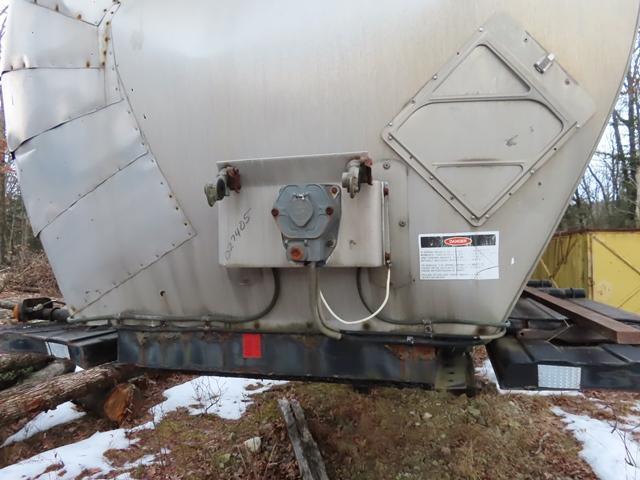 1989 FRUEHAUF Model THE-F2-R, 7,000 Gallon Tandem Axle Asphalt Tank Trailer, VIN# 1H4T04323KL027405,