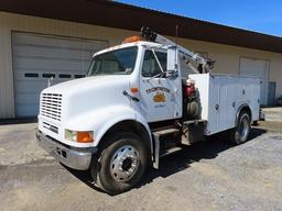 2000 INTERNATIONAL Model 8100 Single Axle Service Truck, VIN# 1HSHBATN1YH336691, powered by Cat C-10