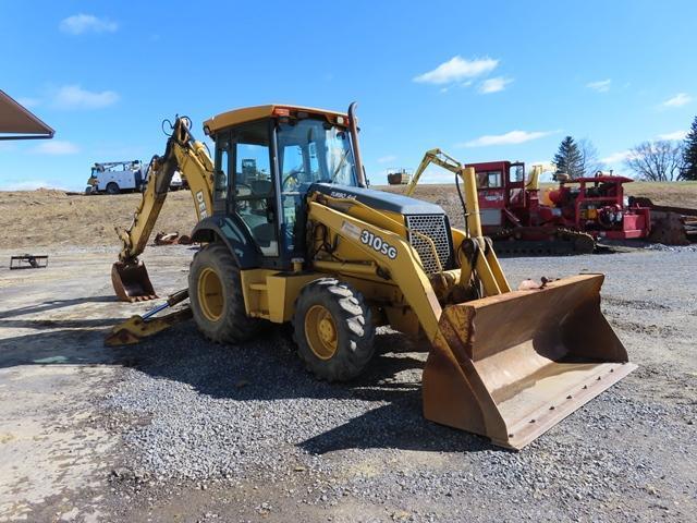 2001 JOHN DEERE Model 310SG, 4x4 Tractor Loader Extend-A-Hoe, s/n 895944, powered by JD 4 cylinder