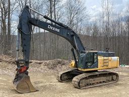 2013 JOHN DEERE Model 470G LC Hydraulic Excavator, s/n 470400, powered by JD 6 cylinder diesel