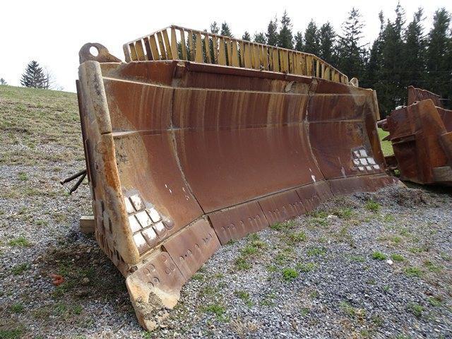 1988 CATERPILLAR Model D10N Crawler Tractor, s/n 2YD00448, powered by Cat 3412 diesel engine and