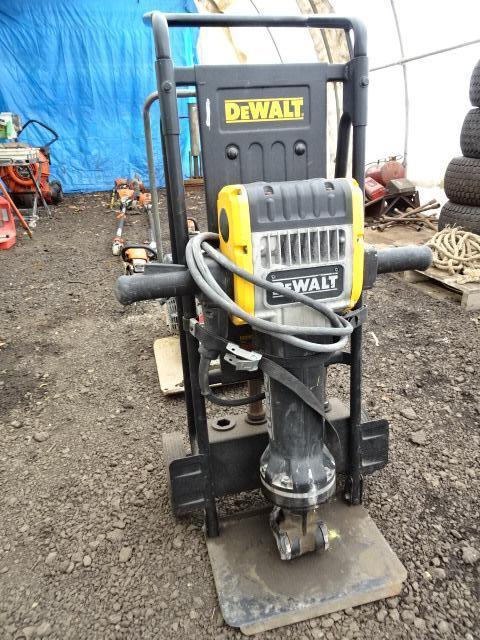 DEWALT D25980 Electric Pavement Breaker, with cart