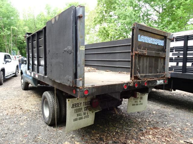 2000 FORD Model F-350XL SD, 4x4 Stake Body Dump Truck, VIN# 1FDWF37L4YEC06264, powered by Triton V-8