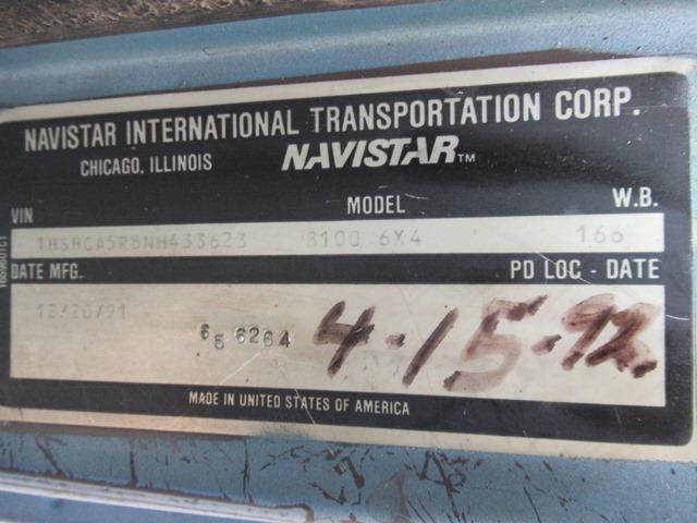 1992 INTERNATIONAL Model 8100 Tandem Axle Truck Tractor, VIN# 1HSHCA5R8NH433623, powered by