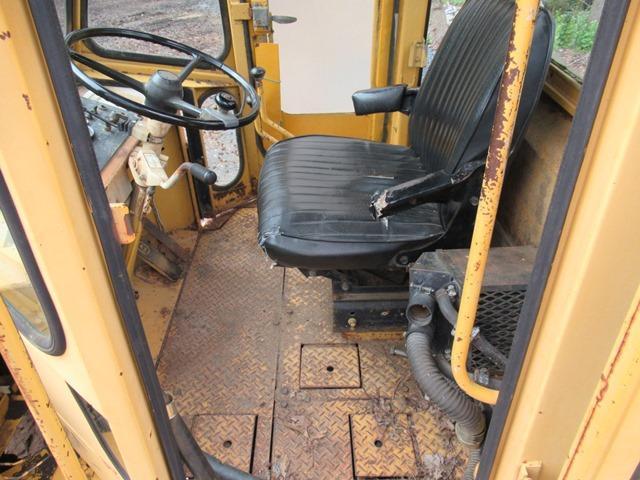 1988 FURUKAWA Model FL230 Rubber Tired Loader, s/n 8220, powered by Mitsubishi diesel engine and