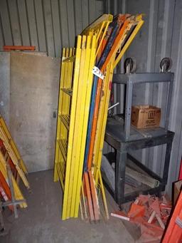 Indoor Scaffolding and Accessories (BUYER MUST LOAD)