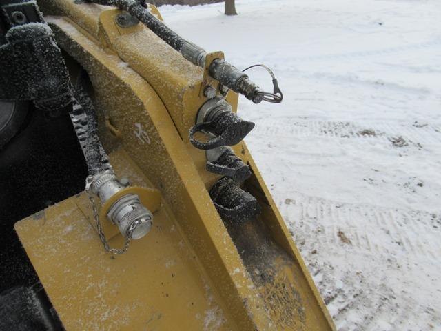 2022 CATERPILLAR Model 259D3 Crawler Skid Steer Loader, s/n CW917527, powered by Cat C3.3B DIT, 74HP