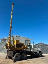 REED/TEXOMA Model 330-20 Production Digger, s/n 1003116, powered by Ford 360, V-8 gas engine and 4