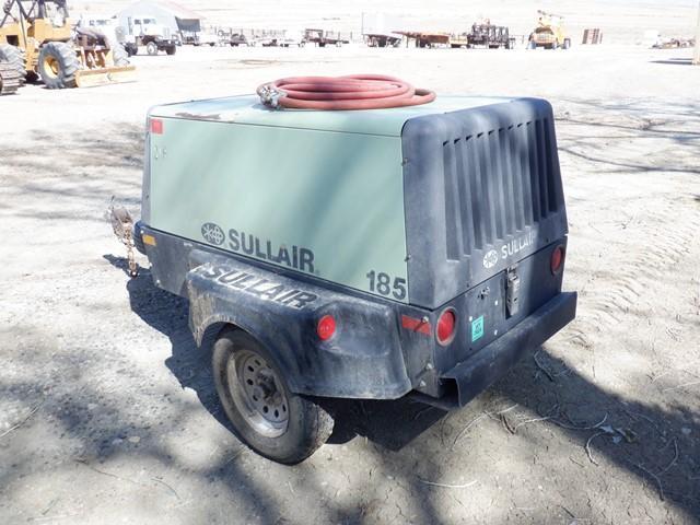 2005 SULLAIR Model 185DPQJD, 185CFM Portable Air Compressor, s/n 004-148469, powered by John Deere 4