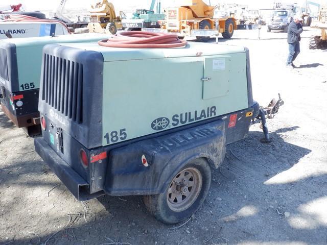 2005 SULLAIR Model 185DPQJD, 185CFM Portable Air Compressor, s/n 004-148469, powered by John Deere 4