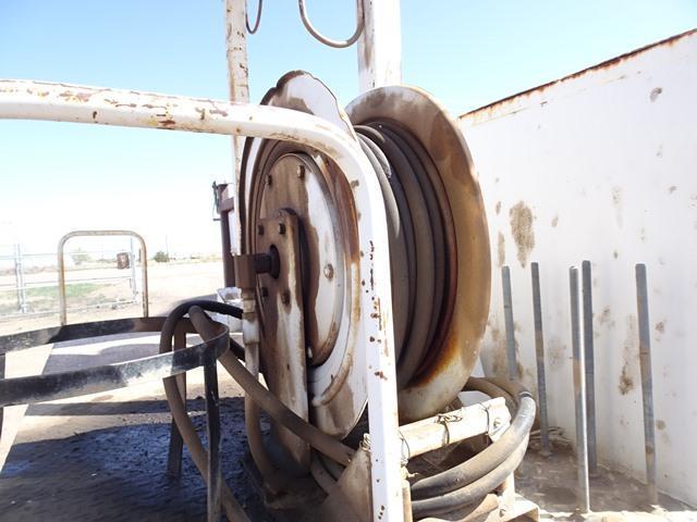 1997 ALTEC Model D945TB Digger Derrick, s/n 0597-BA1005, equipped with 3-section boom, 27,070#