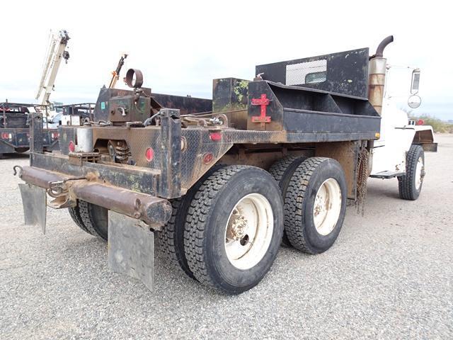 1954 MACK Model M63 6x6 Sleeving Truck, VIN# 555, powered by Cat 3208 diesel engine and 5 speed