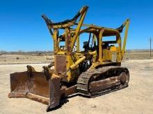 1981 INTERNATIONAL Model TD15C Crawler Winch Tractor, s/n 4240002U005298, powered by Int'l diesel