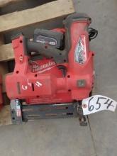 MILWAUKEE 2843 Cordless Stapler, with battery and charger (CO)