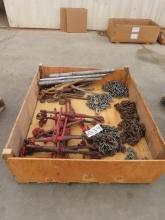 Chains and Binders (CO)
