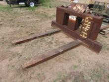64" Fork Attachment (JD 644H) (CO)