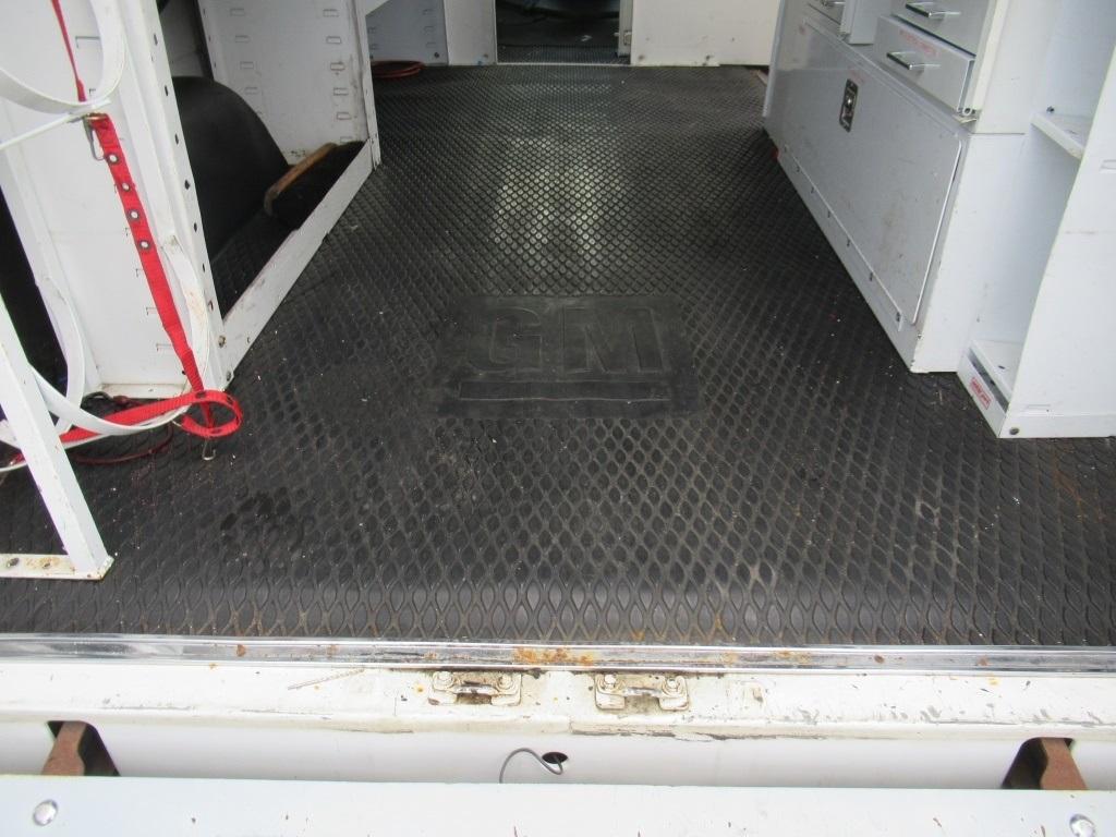 94 Chevrolet G20  Van WH 6 cyl  Started on 12/10/2020 AT PB PS R AC VIN: 1GCEG25Z9RF182778; Defects:
