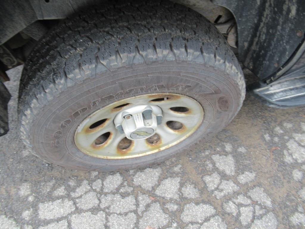 07 Chevrolet Tahoe  Subn BL 8 cyl  4X4; Started on 12/10/2020 AT PB PS R AC PW VIN: 1GNFK030X7R41103