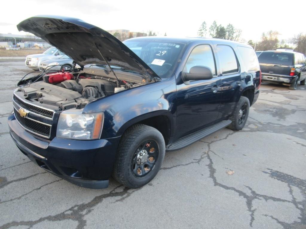 11 Chevrolet Tahoe  Subn BL 8 cyl  Started with Jump on 12/10/2020 AT PB PS R AC PW VIN: 1GNLC2E02BR