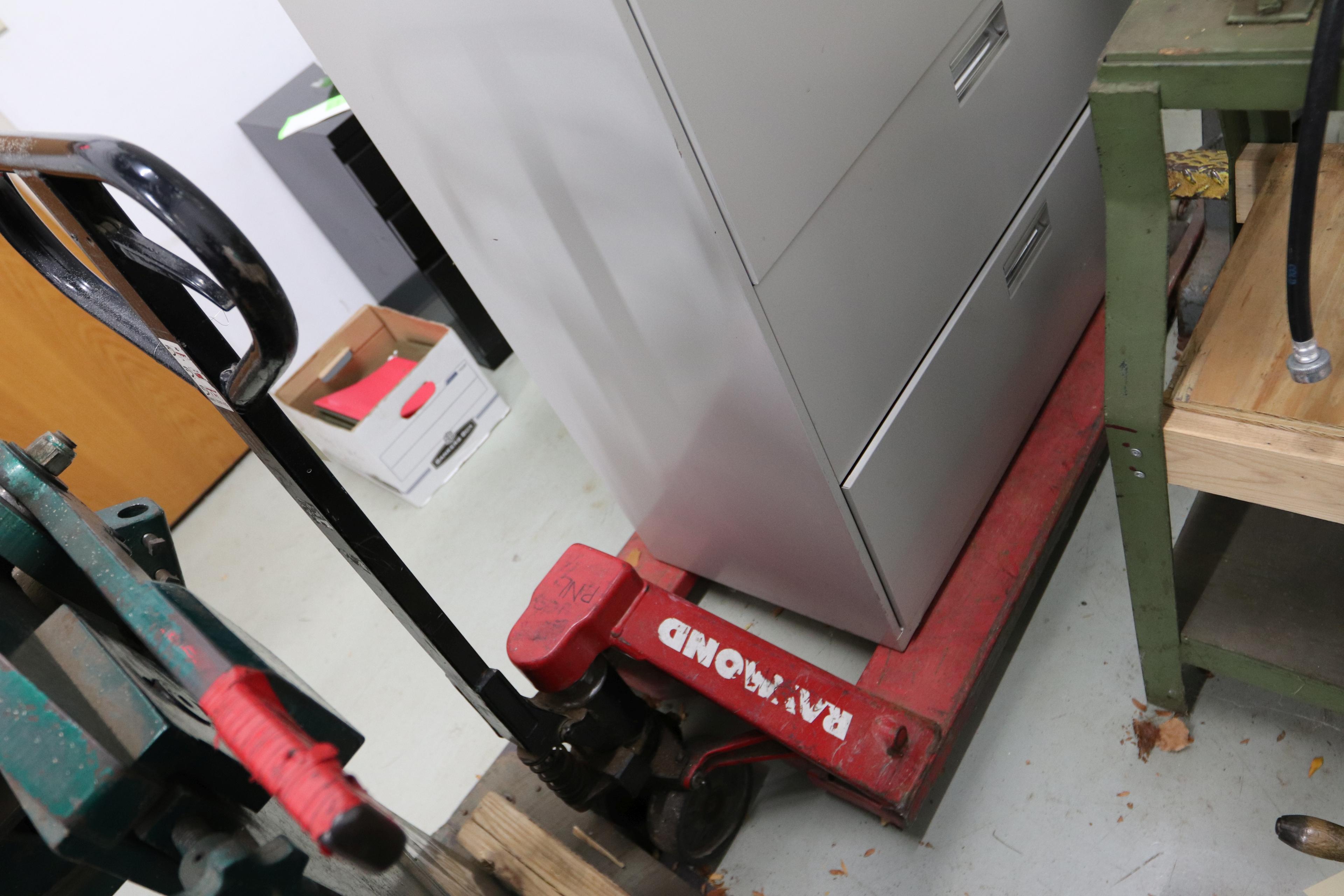 Raymond pallet jack, late removal only