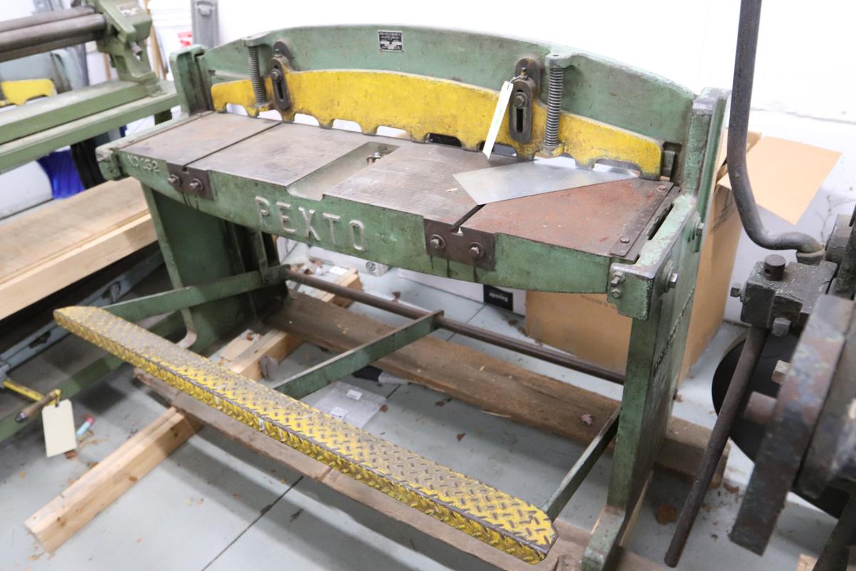 Peck Stow Wilcox sheet metal shear, 52½”, model 152-J, serial #11/59