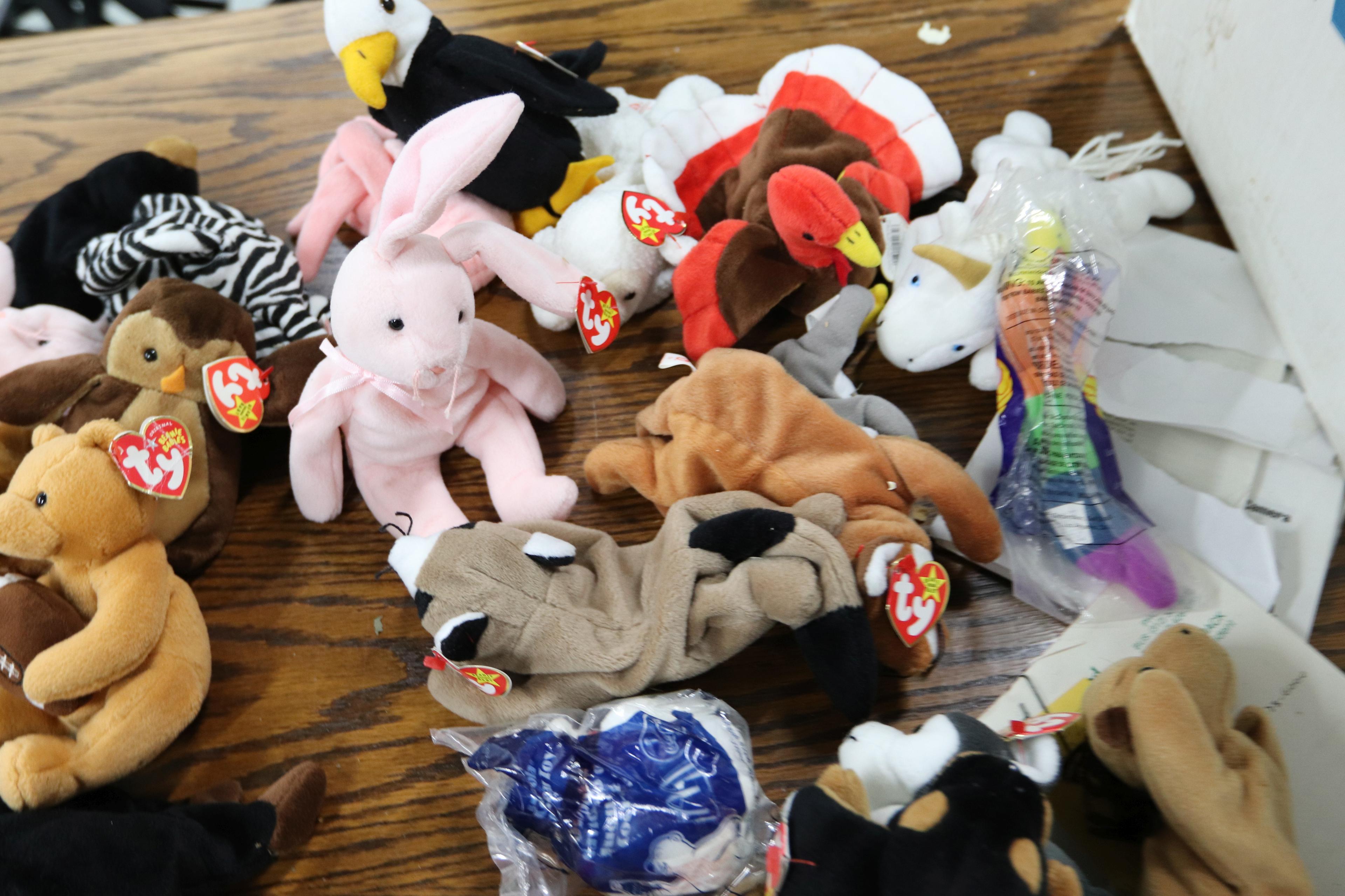 Lot of Beanie Babys