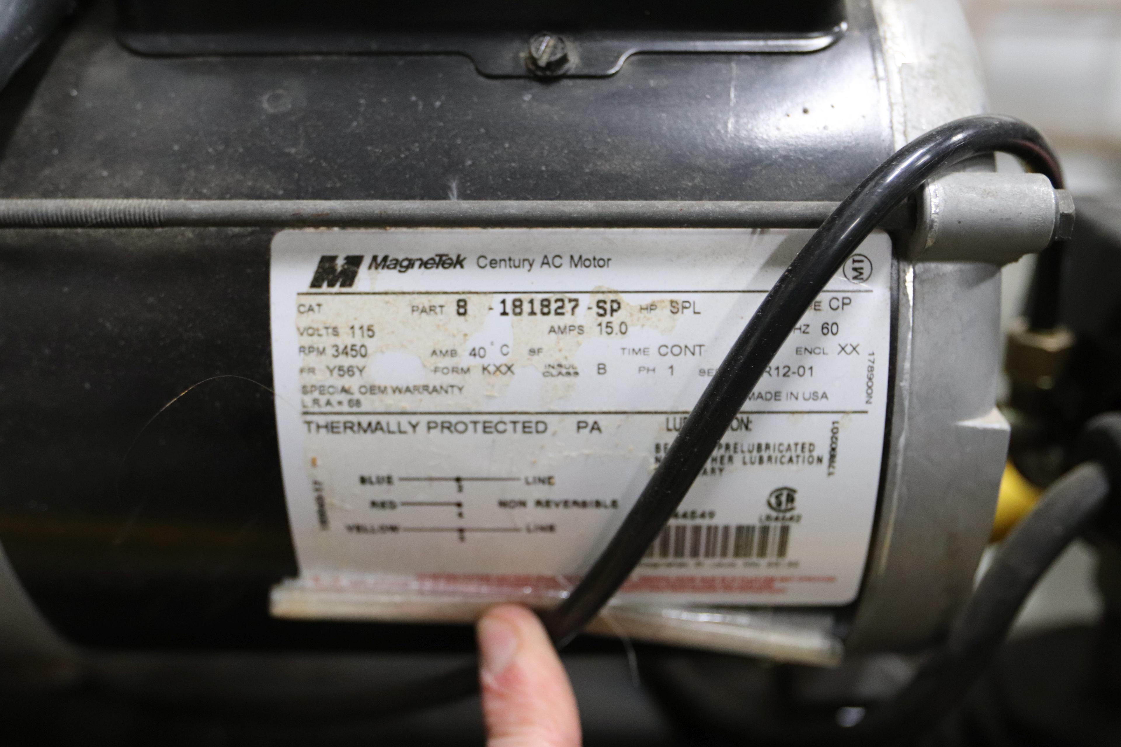 Coleman Blackhawk 4 hp 20-gallon air compressor